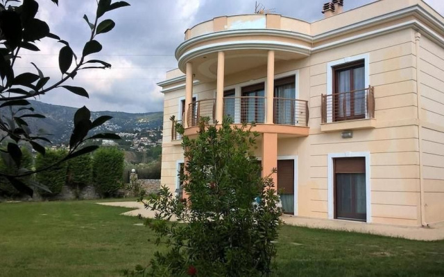 Luxury Villa Thea
