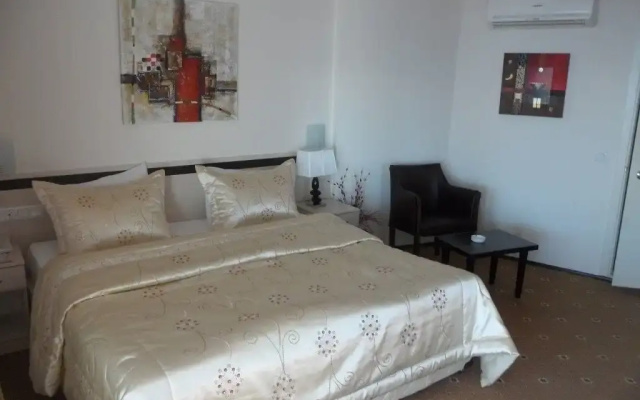 Hotel Bossinop