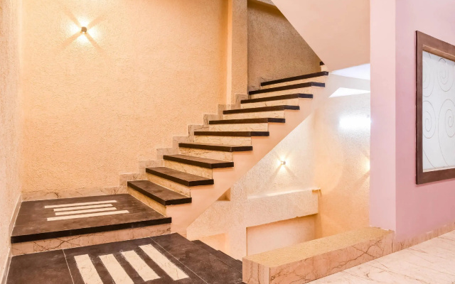 OYO 78787 Hotel Manglam Palace