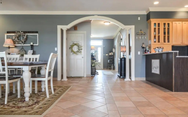 Barren Breeze Bed and Breakfast