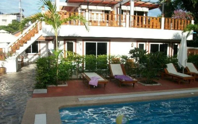 Siam Jasmine Hotel and Restaurant