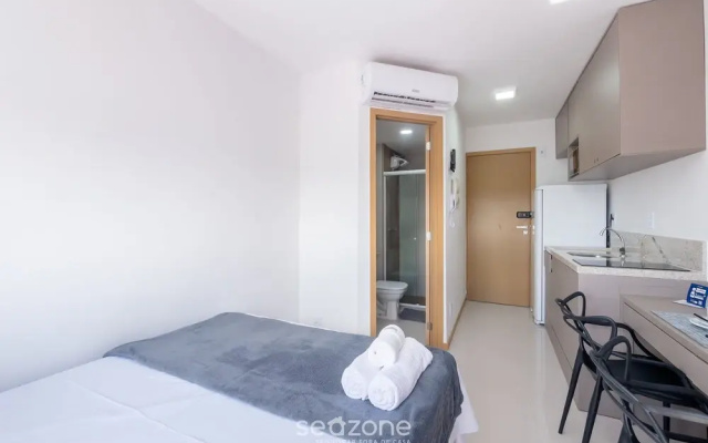 Studio Moderno em cond. c/ piscina HFO0208