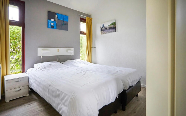 Awesome Home in Heinkenzand With Wifi and 2 Bedrooms