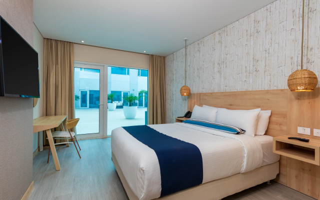 Aquamare Hotel