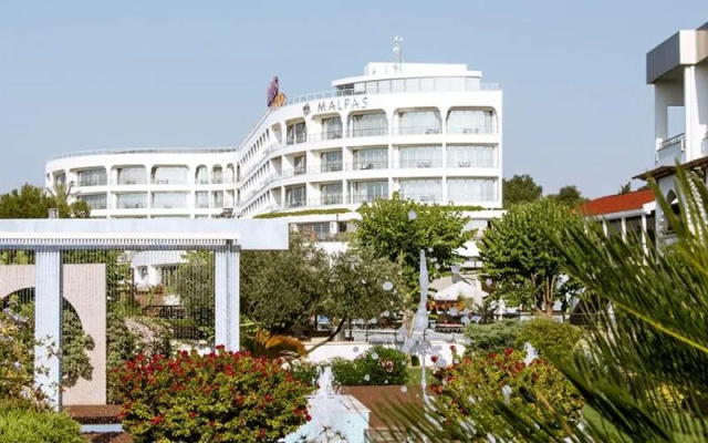 Malpas Casino