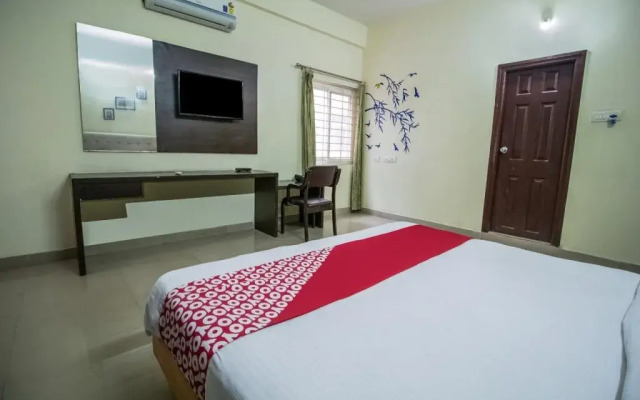 FabHotel ANS Cyber Castle HiTech City