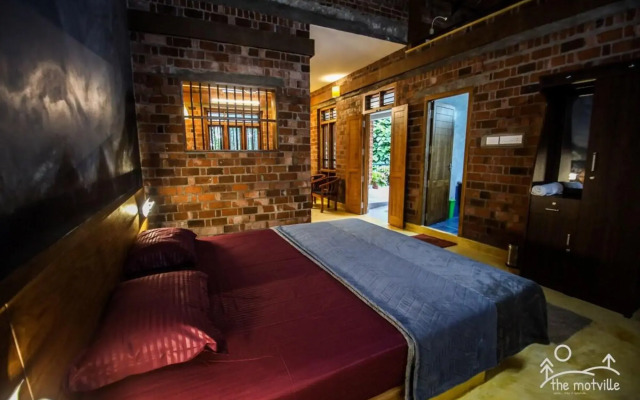 the motville  Private Villa with Pool for Family