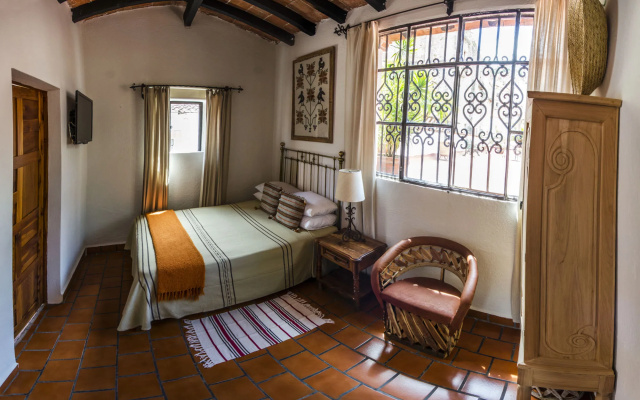 Hotel Los Arcos
