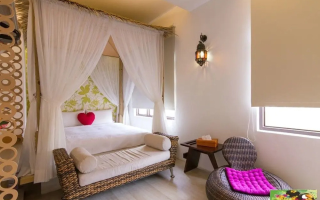 8080 Villa