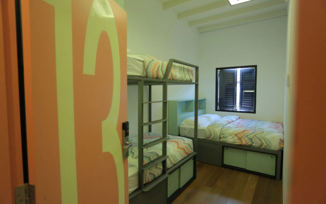 Nomaps Hostel