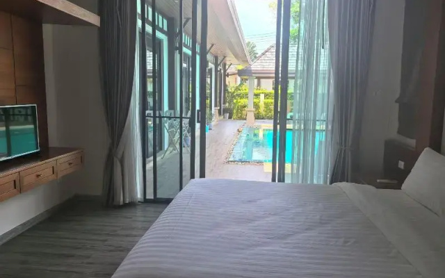 Phuket Meet Holiday Hotel