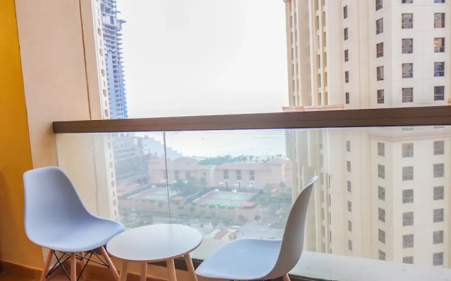Spacious 1 Bedroom Apartment in Murjan 1