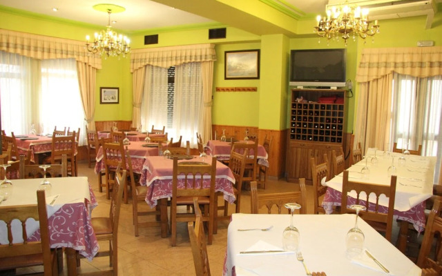 Hostal Cazalegas