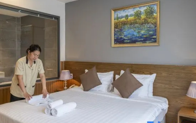 Thao Trang Laluxe Hotel Phu My Hung
