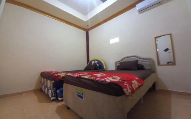 OYO 90731 E-kreasi Home