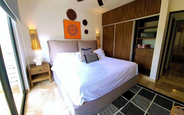 Bahay By Riviera Rentals