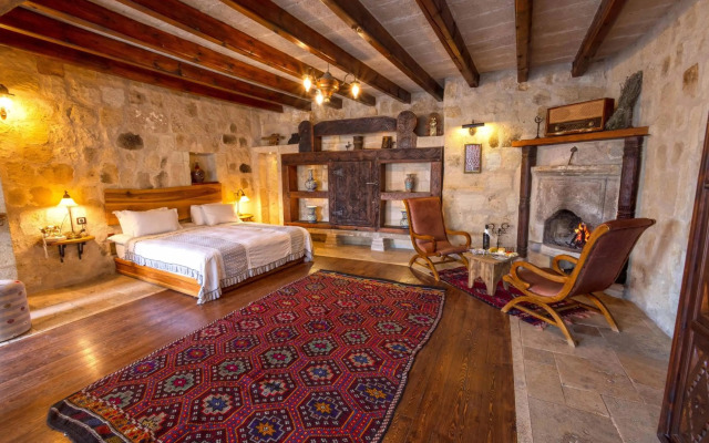Sultan Cave Suites