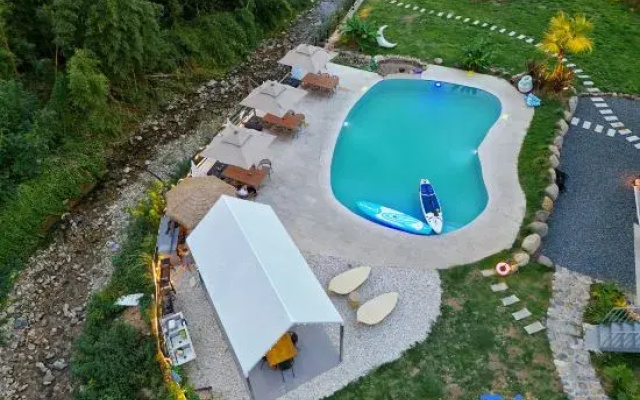 Yulin Homestay (Sanqingshan Tourist Highway)