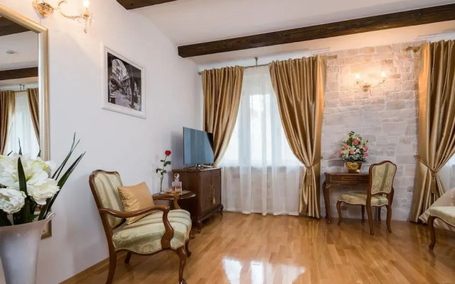 Priska Heritage Rooms