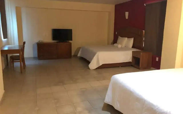 Hotel Express Inn