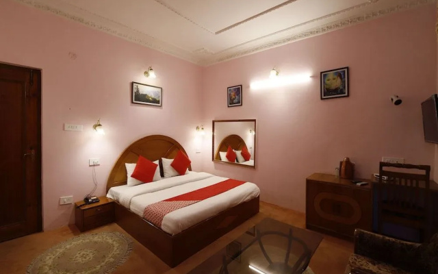 OYO 14534 Hotel Oakwood