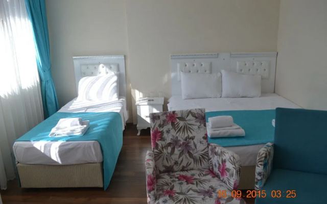 Altin Suites