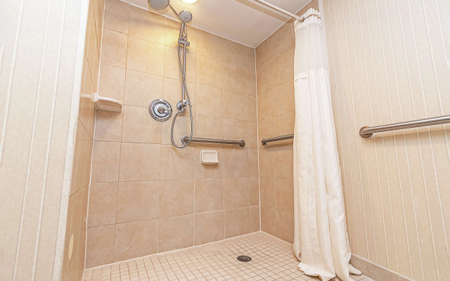 DoubleTree by Hilton Hotel Lafayette