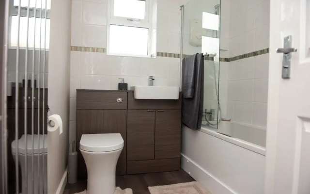 Remarkable 3-bed House in Beverley