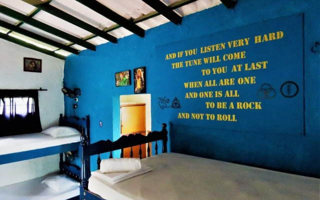 Casa del Ritmo Hostel
