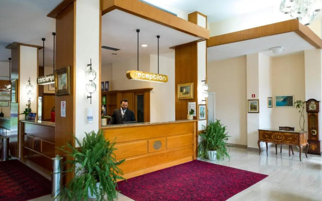 HOTIDAY Room Collection - Sorrento