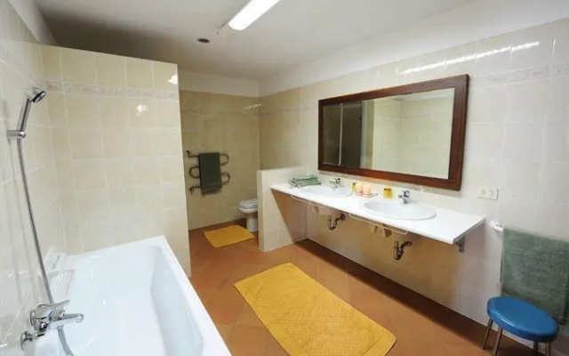 Villa Magnolia Apartments