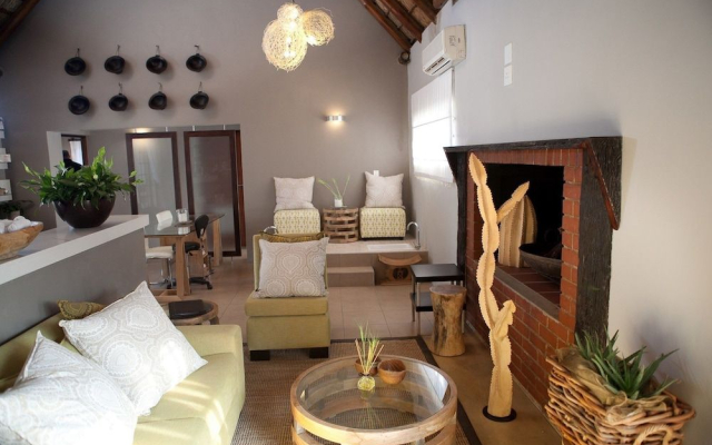 African Hills Safari Lodge & Spa