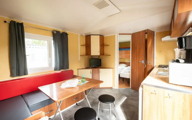 Mobile Home With Heated Pool