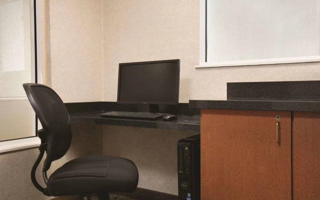 Country Inn & Suites by Radisson, Atlanta Airport North, GA