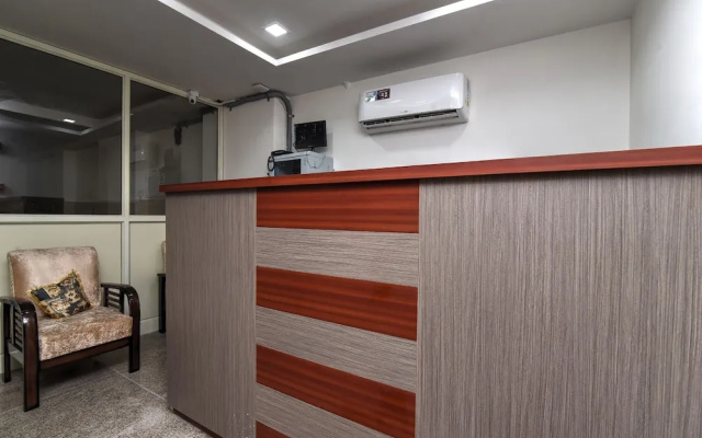 OYO Flagship 18303 Sector 24 Rohini