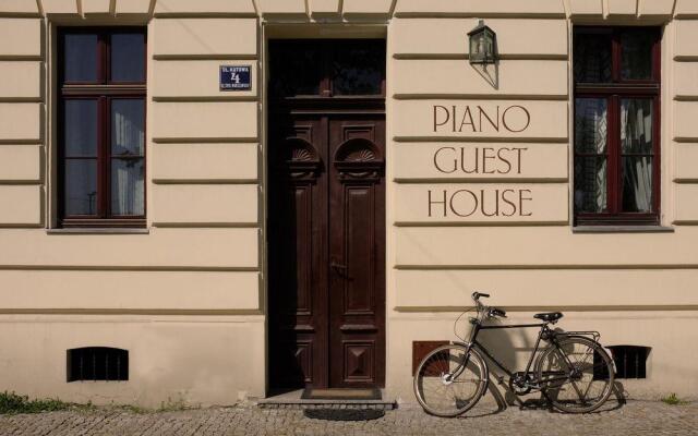 Отель Piano Guest House вид на фасад
