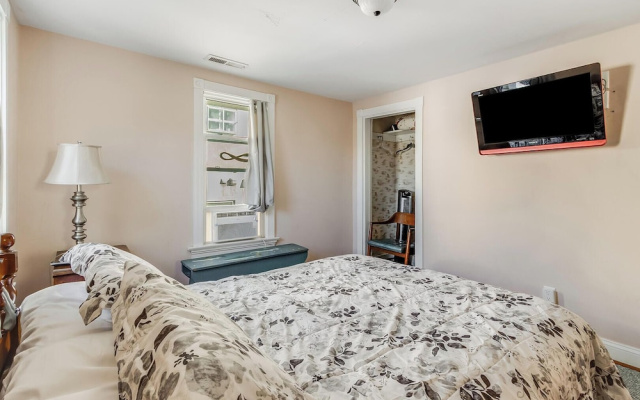 Olive Avenue 3
