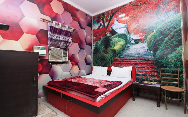 Hotel 999 by OYO Rooms