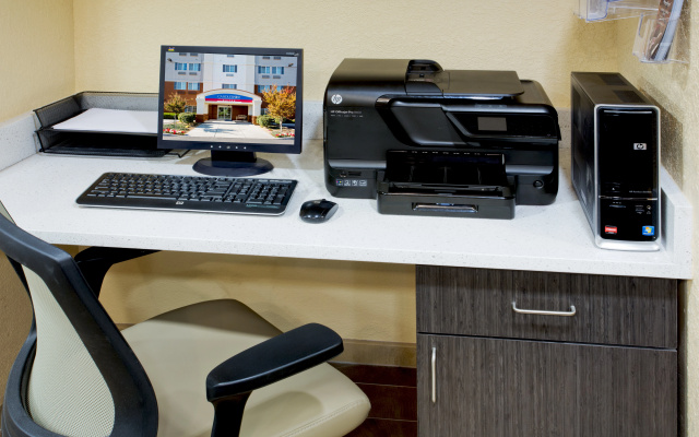 Candlewood Suites Medford by IHG