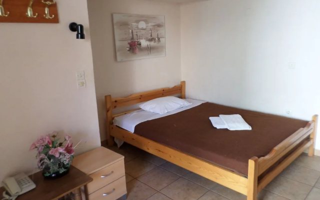 Tina Economy Hotel