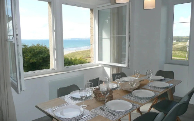 Seaview Stone House in Brittany