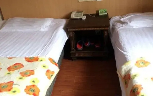 Yuyao huating hotel