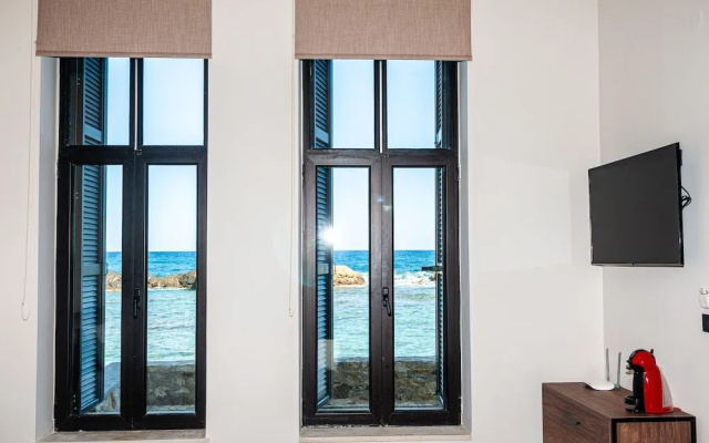 Endless Blue Suites