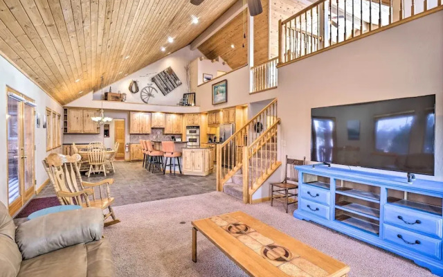 Charming, Spacious & Pet-friendly Buena Vista Home