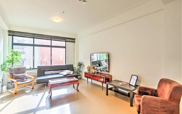 Family Retreat With Balcony in Meir