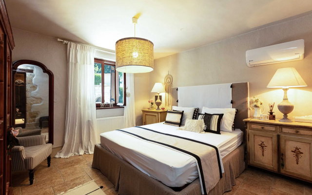 Villa Mantilari