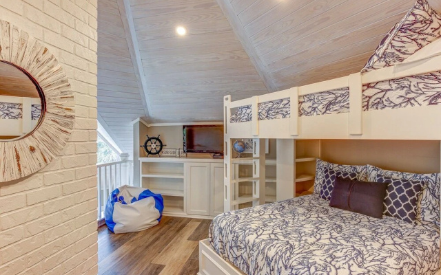 7 Dinghy Holiday Home