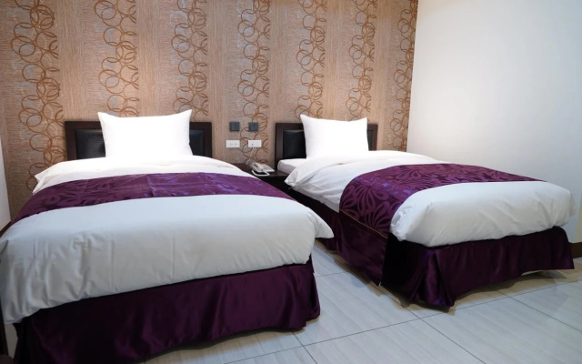 Gin Jian Commerical Hotel