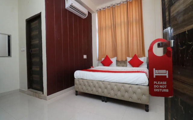 OYO 24466 Rio 7 Guest House