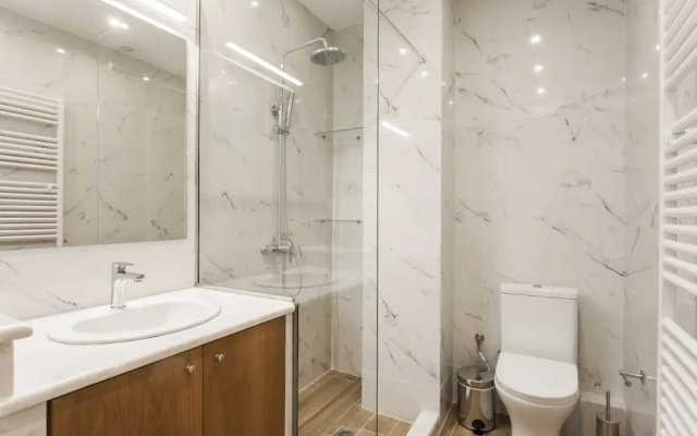 Lovely 1Br Apartment In Koukaki